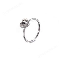 时尚韩版简约心形锆石钛钢戒指 女士外贸小戒指批发