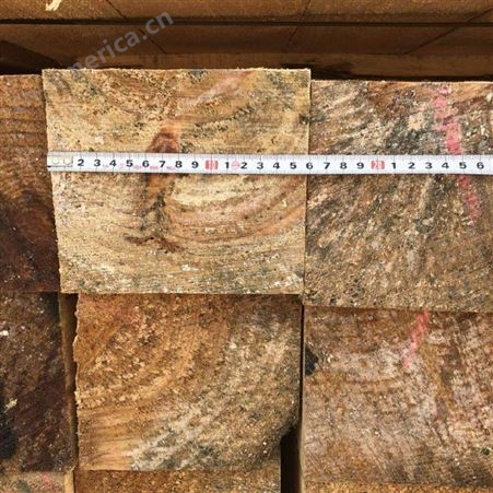 呈果木业枕木 俄罗斯白松 进口建筑木方质优价廉
