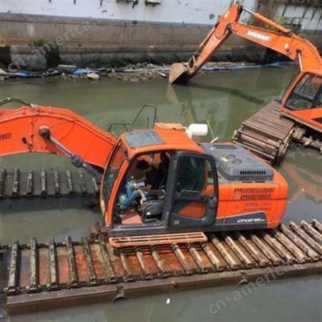 新疆湿地挖掘机租赁价格湿地挖全国可租