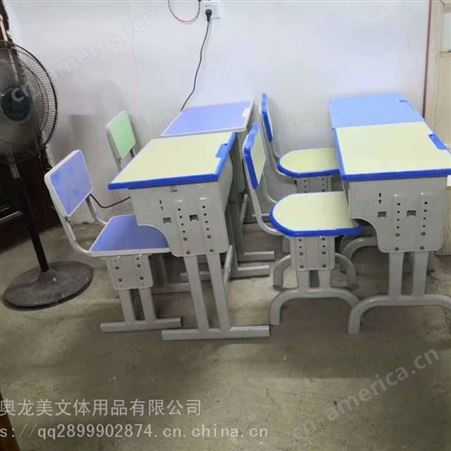 学校学生学习桌椅定制、广西课桌椅厂家