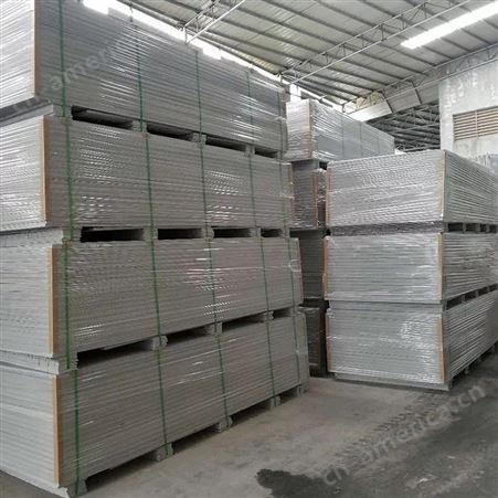 033水泥纤维板 专业生产阁楼板 隔音吸热夹层板  东进建材